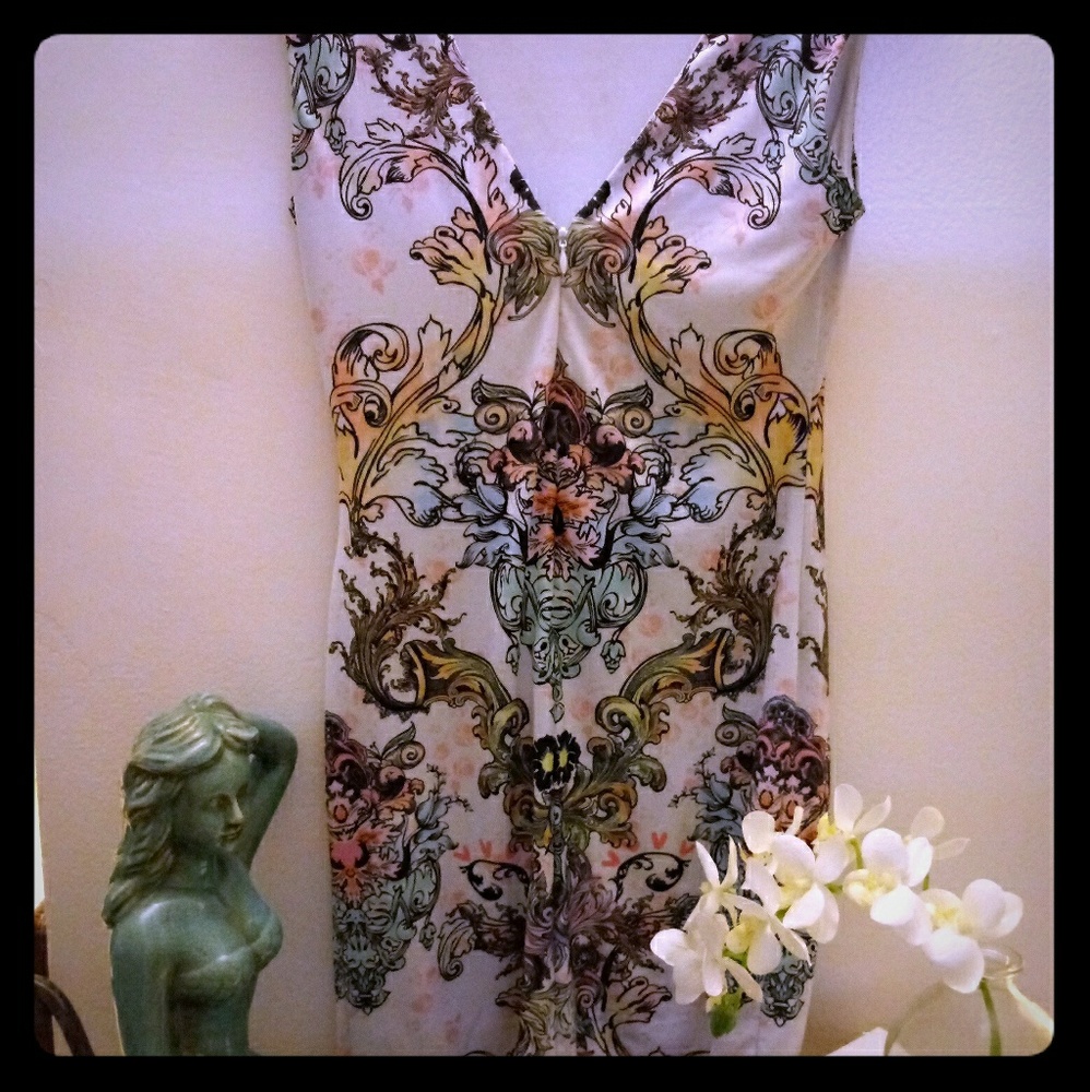 Super Trendy Tattoo print  stretch dress M